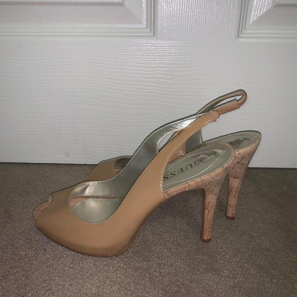 Guess vintage sling back cork nude pumps